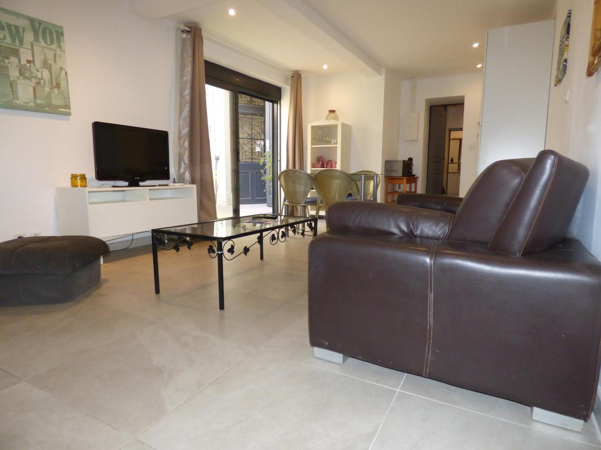 "Le Patio"-Meuble De Tourisme 3 Etoiles -Residence "Les Logis De Beziers"-Garage Optionnel-Coeur De Ville-Plages A 16Km ! Екстер'єр фото